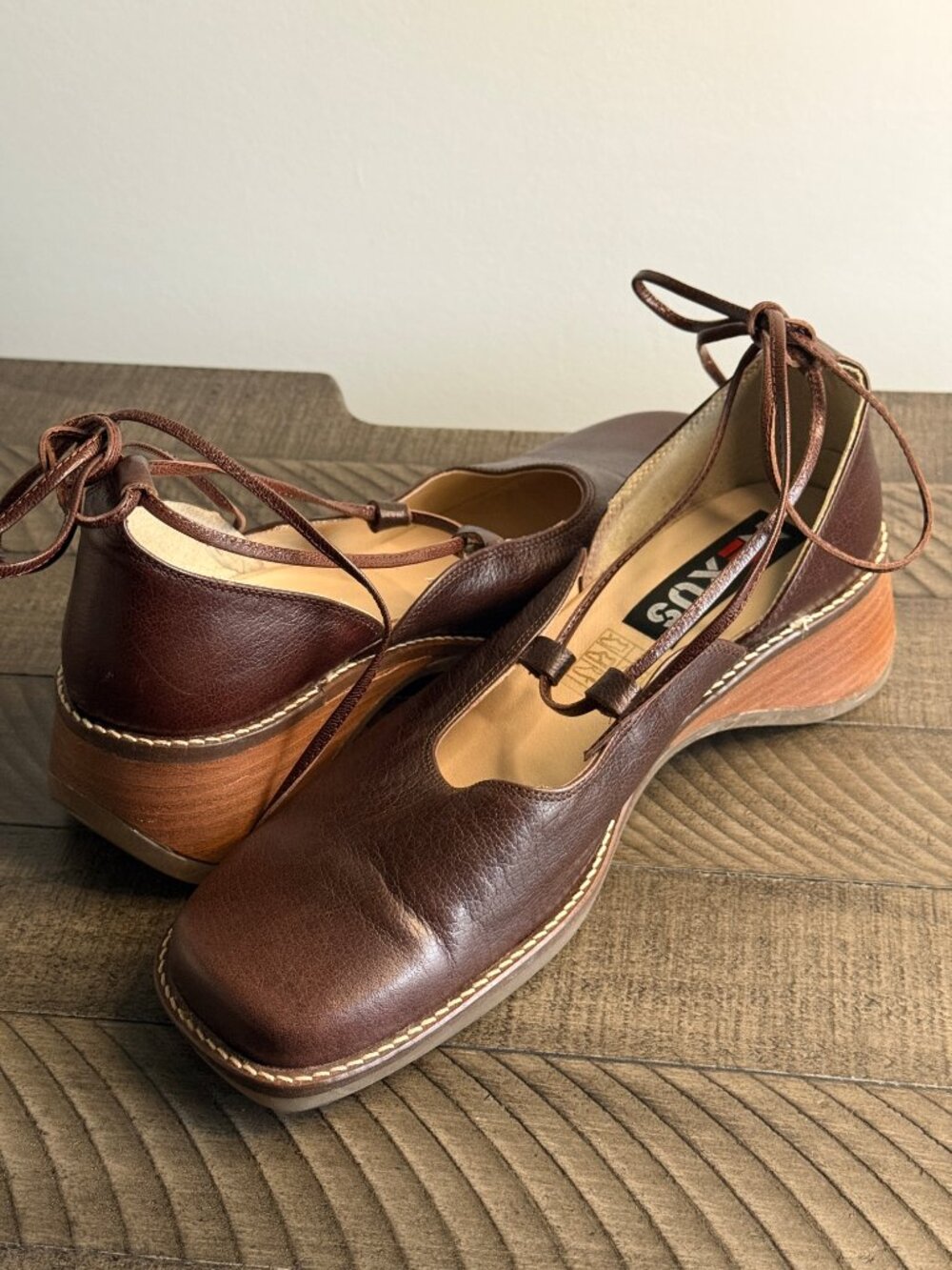 Nexus Women's Brown Leather Shoes Size 37/ US 6.5 - Picture 5 of 10